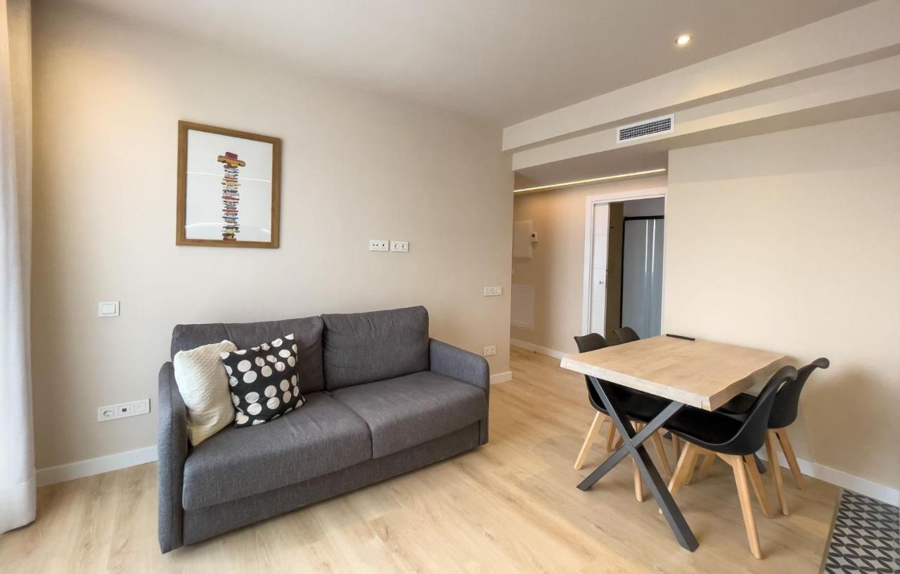 Barcelona Touch Apartments - Progres L'Hospitalet de Llobregat Esterno foto