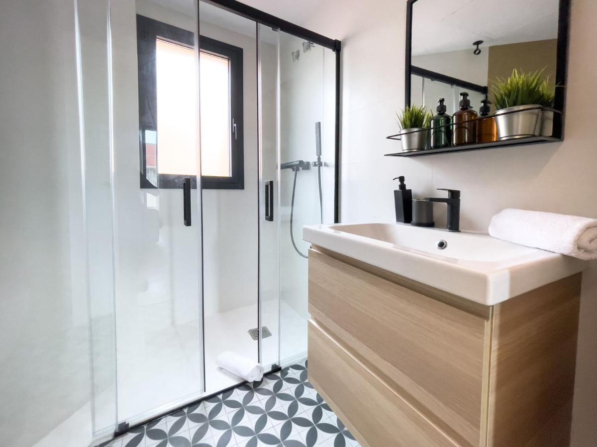 Barcelona Touch Apartments - Progres L'Hospitalet de Llobregat Esterno foto